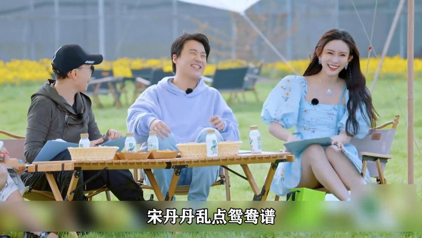 山西“破门亮灯”事件引热议,新澳2025年精准资料香港,经典解释落实_GM版V7.32